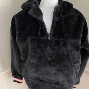 NWT UGG Sherpa Hoodie XS